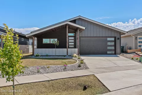 1462 W Moselle Dr, Coeur D'alene, ID 83815
