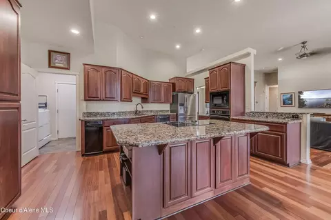 Kitchen - 622 N Coles Loop, Post Falls, ID 83854 photo 2 of 4