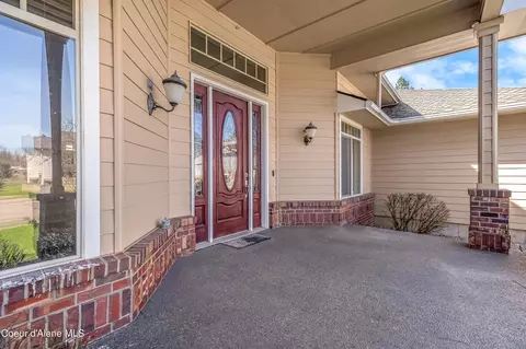 Exterior - 622 N Coles Loop, Post Falls, ID 83854 photo 7 of 12