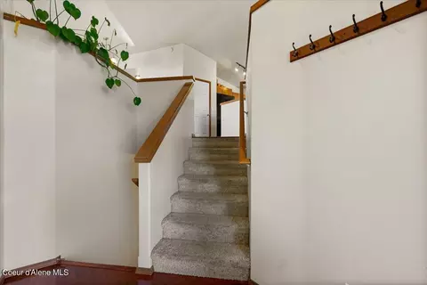 Entry Way - 3473 E White Sands Ln, Post Falls, ID 83854 photo 1 of 1