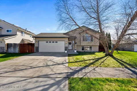 3473 E White Sands Ln, Post Falls, ID 83854