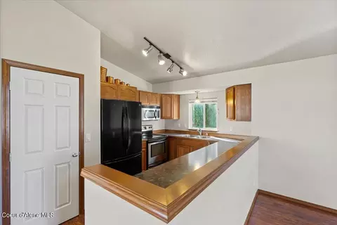 Kitchen - 3473 E White Sands Ln, Post Falls, ID 83854 photo 1 of 4