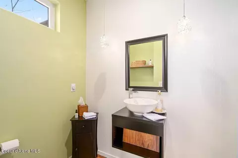 Bath - 5468 E Marina Ct, Post Falls, ID 83854 photo 1 of 5