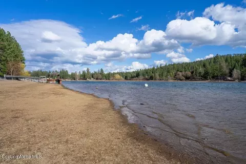 View/Area - 5468 E Marina Ct, Post Falls, ID 83854 photo 9 of 12