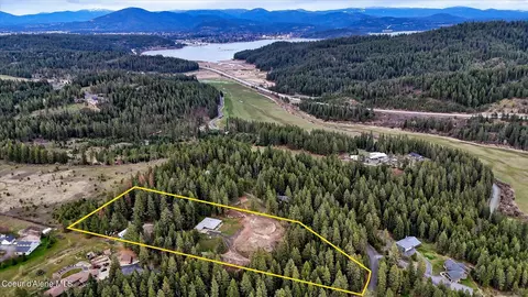 5215 W Cougar Estates Rd, Coeur D'alene, ID 83814