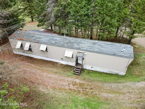 12025 W Winch Ave, Rathdrum, ID 83858