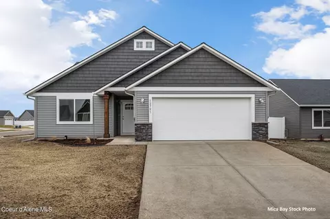 6353 W Bowmore Ln, Rathdrum, ID 83858