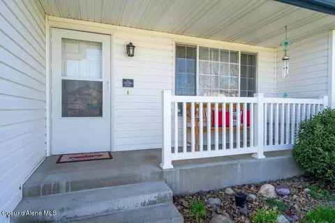 Exterior - 2482 N Sparrow Loop, Post Falls, ID 83854 photo 5 of 8