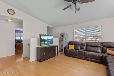 Living - 1516 E 2nd Ave, Post Falls, ID 83854 photo 2 of 3