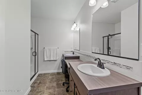 Bath - 4679 N Connery Loop, Post Falls, ID 83854 photo 1 of 2