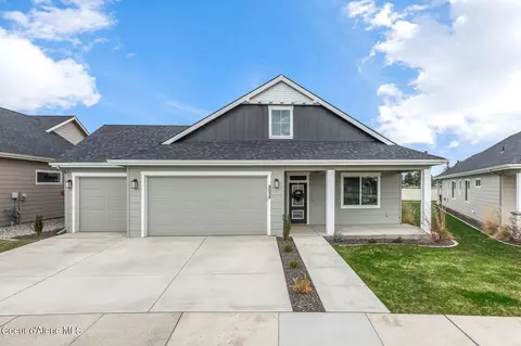 8038 N Girard Cir, Coeur D'alene, ID 83815