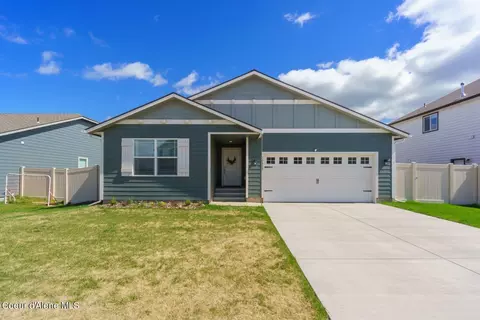 10433 N Belgrave Lp, Hayden, ID 83835