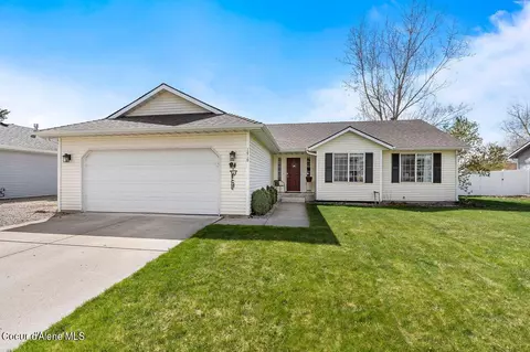 1450 W Heron Ave, Hayden, ID 83835