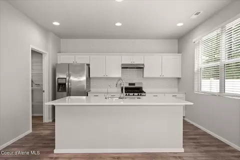 Kitchen - 1110 E Silver Pine Rd, Colbert, WA 99005 photo 3 of 6