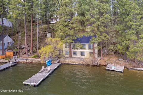 12921 N East Newman Lake Dr, Newman Lake, WA 99025