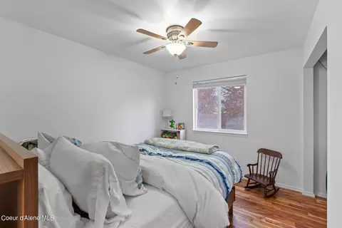 Bedroom - 17833 W Julia Dr, Hauser, ID 83854 photo 3 of 5