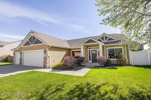 Exterior - 1797 E Dipper Loop, Post Falls, ID 83854 photo 9 of 11