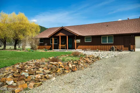 6199 Meadow Creek Rd, Bonners Ferry, ID 83805