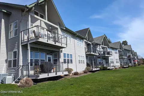 46700 E Highway 200 # 503, Hope, ID 83836