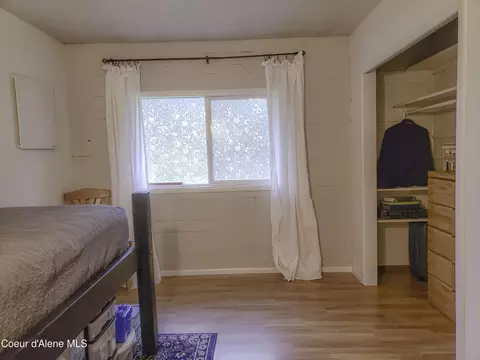 Bedroom - 75 Mountain View Rd, Clark Fork, ID 83811 photo 4 of 5