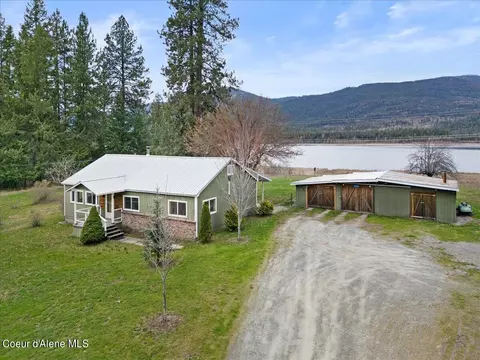492490 Hwy 95, Naples, ID 83847
