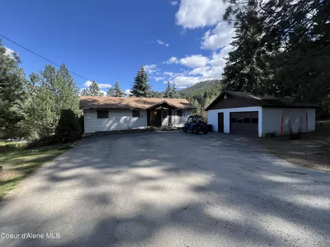 66 Cherry Creek Rd, Saint Maries, ID 83861