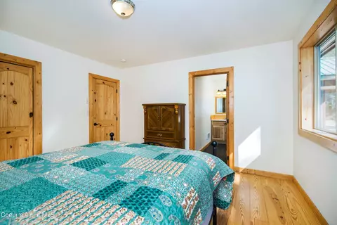 Bedroom - 273 Lowrey Ct, Clark Fork, ID 83811 photo 3 of 4