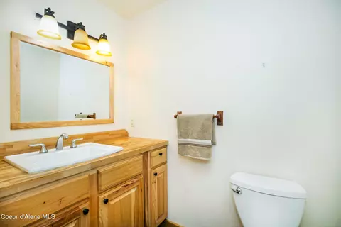 Bath - 273 Lowrey Ct, Clark Fork, ID 83811 photo 3 of 3
