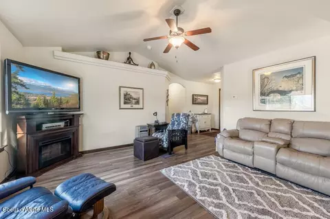 Living - 1938 E Highwing Ct, Post Falls, ID 83854 photo 2 of 3