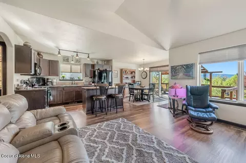 Living - 1938 E Highwing Ct, Post Falls, ID 83854 photo 1 of 3