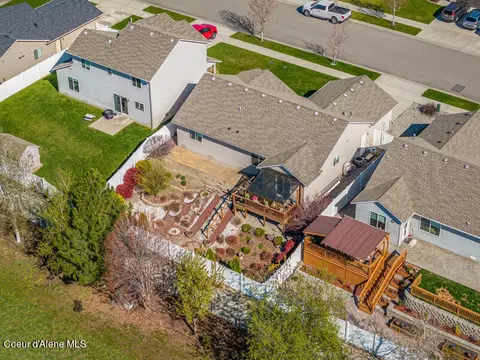 Exterior - 1938 E Highwing Ct, Post Falls, ID 83854 photo 9 of 11