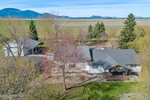 10200 N Happy Trl, Rathdrum, ID 83858