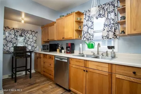 Kitchen - 4 State St, Kellogg, ID 83837 photo 1 of 3