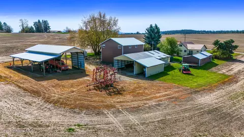 Exterior - 6405 E Summit Rd, Spokane, WA 99217 photo 1 of 6