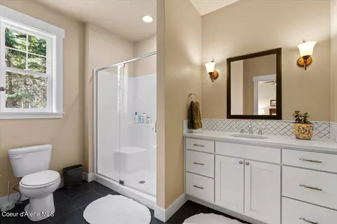 Bath - 11357 E Sims Ln, Athol, ID 83801 photo 4 of 4