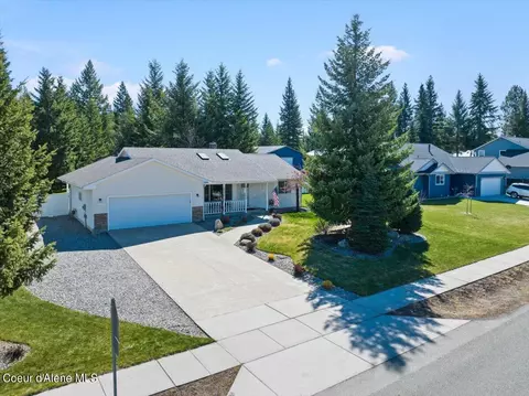 31288 N 10th Ave, Spirit Lake, ID 83869