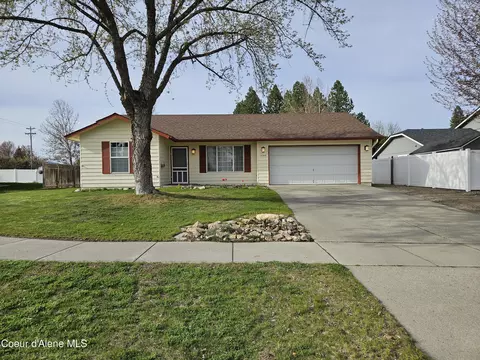 1549 W Ocean Ave, Coeur D'alene, ID 83815