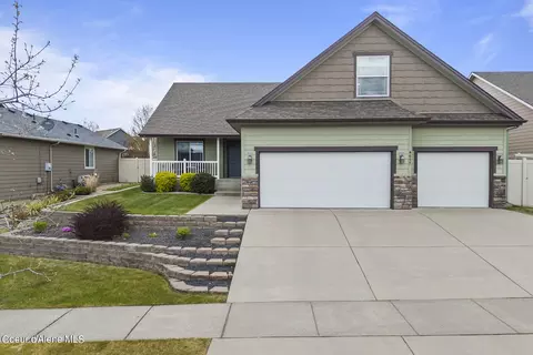 4677 E Kit Fox Ln, Post Falls, ID 83854