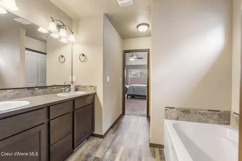 Bath - 4677 E Kit Fox Ln, Post Falls, ID 83854 photo 1 of 4