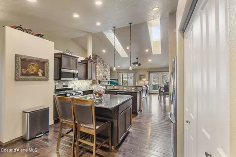 Kitchen - 4677 E Kit Fox Ln, Post Falls, ID 83854 photo 3 of 3