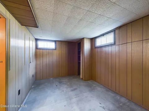 503 W Mullan Ave, Kellogg, ID 83837 photo 13