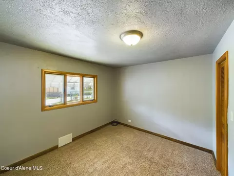 503 W Mullan Ave, Kellogg, ID 83837 photo 8