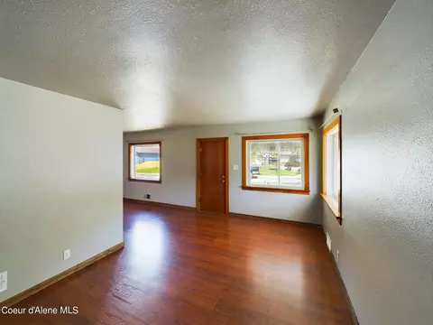 503 W Mullan Ave, Kellogg, ID 83837 photo 5