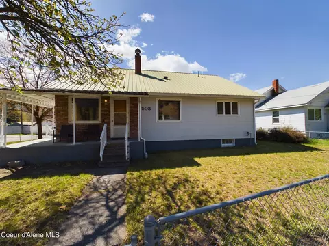 503 W Mullan Ave, Kellogg, ID 83837 photo 4