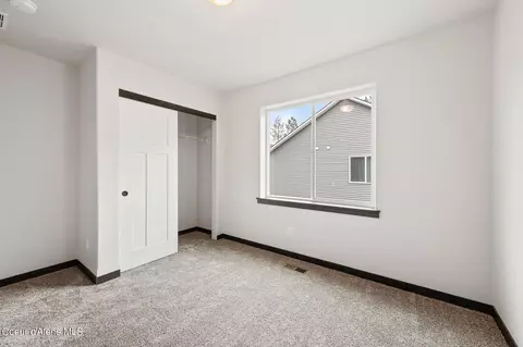 Bedroom - 300 Rio Vista St, Osburn, ID 83849 photo 3 of 3