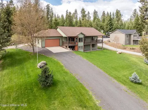 11751 N Waterford Loop, Hauser, ID 83854