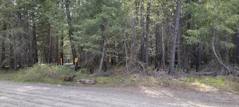 1395 Estates Loop, Priest River, ID 83856 photo 2