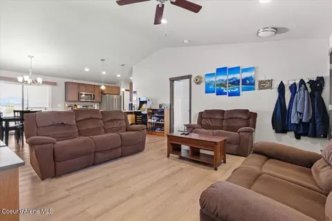 128 W Tennessee Ave, Post Falls, ID 83854 photo 13