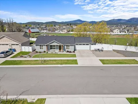 128 W Tennessee Ave, Post Falls, ID 83854 photo 5