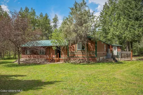 85 Wolf Lodge Trl, Blanchard, ID 83804